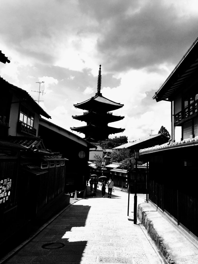 続・夏の京都を街あるき 朝は下賀茂、昼は嵐山、夜は高台寺 千年の古都の旅はいとおかし