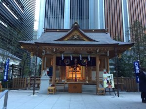 東京福めぐりフィナーレ!ビルの谷間で神様に出会う?福徳神社