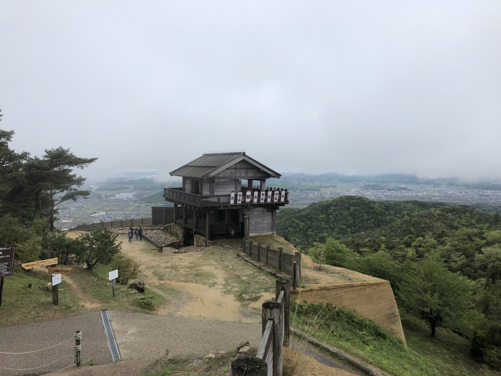 城ぶら「鬼ノ城」！大和朝廷の鬼退治？謎多き古代の山城