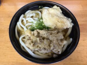 高松駅前で朝うどん！「手打ちうどん味庄」のかけうどんとサクサク天ぷらが絶品すぎた